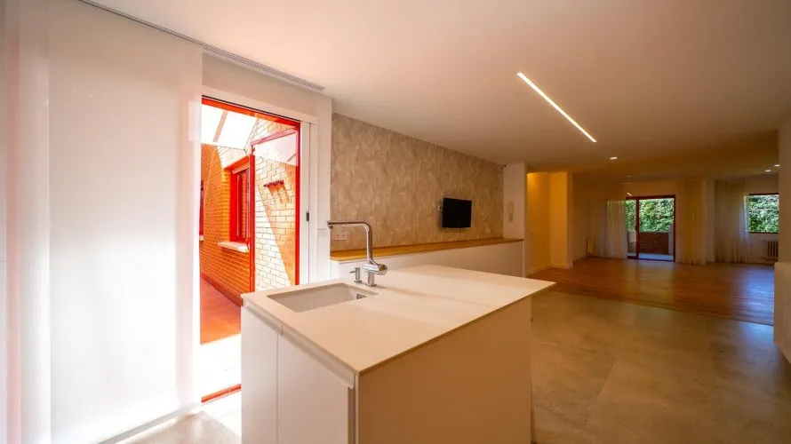 Apartamento de 4 dormitorios en Pozuelo de Alarcón, Spain No. 1385 № 7