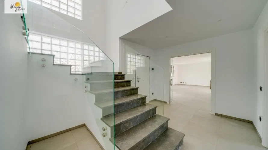 Villa de 5 dormitorios en Calpe, Spain No. 443 № 8