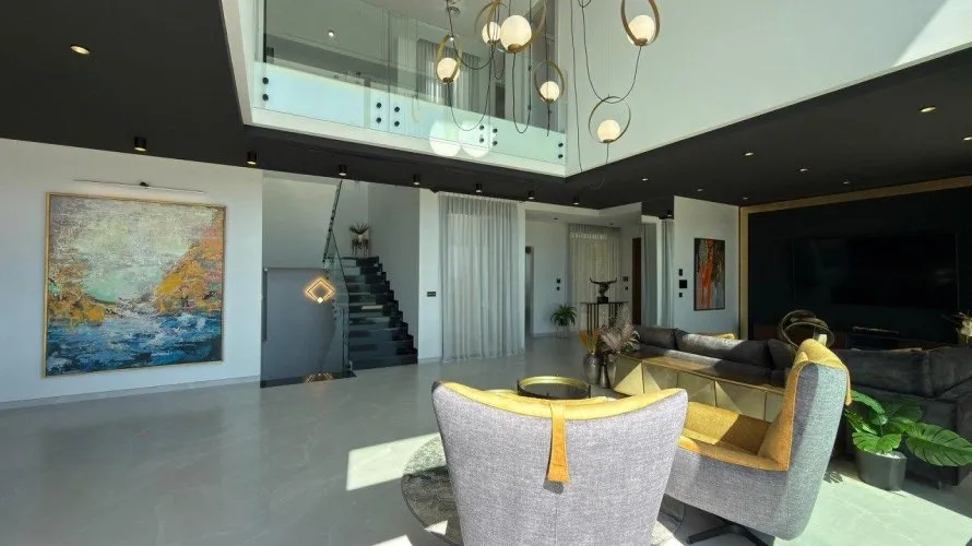 Villa de 890m² en Benidorm, Spain No. 832 № 16