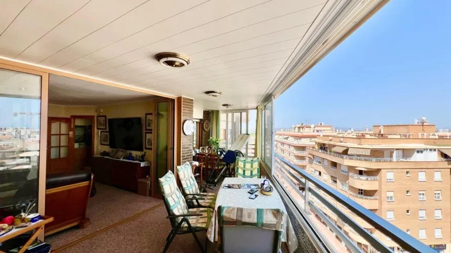 Apartamento de 3 dormitorios en La Mata, Spain No. 136 № 17