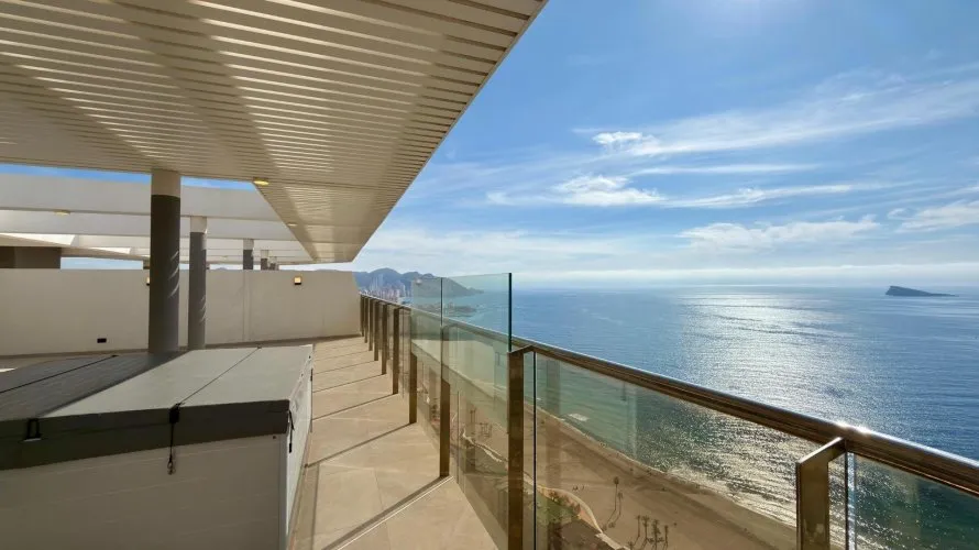 Ático de 3 dormitorios en Benidorm, Spain No. 1041 № 9