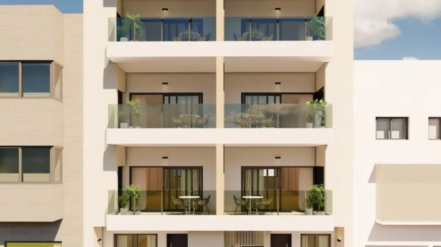 Apartamento de 2 dormitorios en Guardamar del Segura, Spain No. 645 № 12
