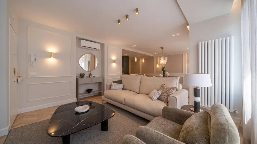 Apartamento de 3 dormitorios en Madrid, Spain No. 792