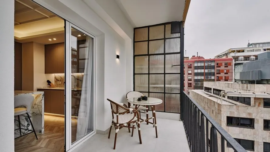 Apartamento de 3 dormitorios en Madrid, Spain No. 697 № 8