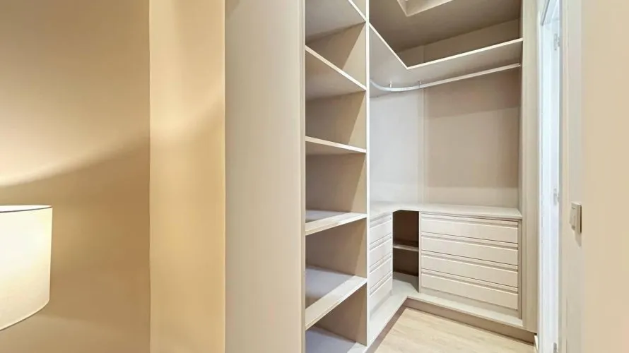 Apartamento de 2 dormitorios en Madrid, Spain No. 1039 № 16