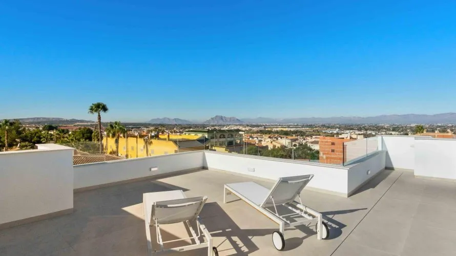 Villa de 3 dormitorios en Rojales, Spain No. 516 № 20