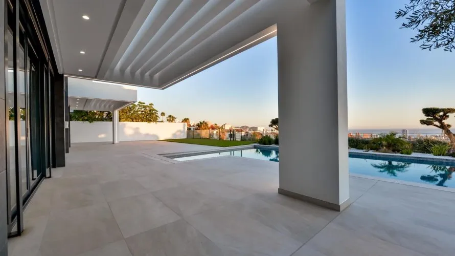 Villa de 7 dormitorios en Finestrat, Spain No. 703 № 3
