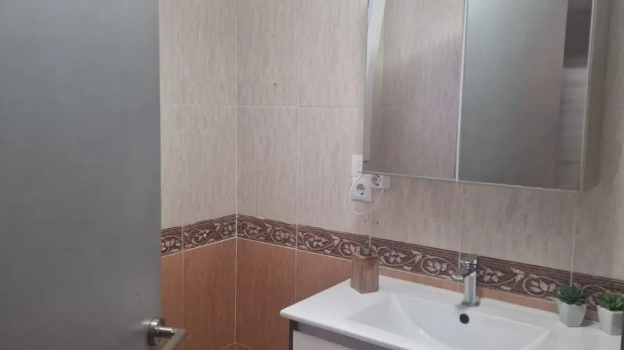 Apartamento de 3 dormitorios en Torrevieja, Spain No. 244 № 27