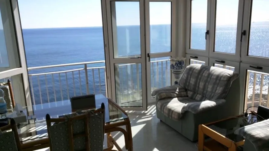Apartamento de 4 dormitorios en Torrevieja, Spain No. 118 № 8