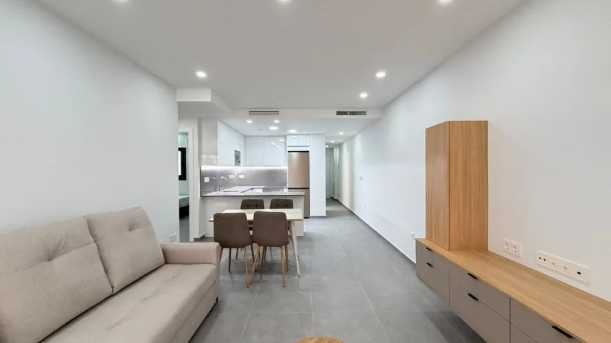 Apartamento de 3 dormitorios en Torrevieja, Spain No. 232 № 26