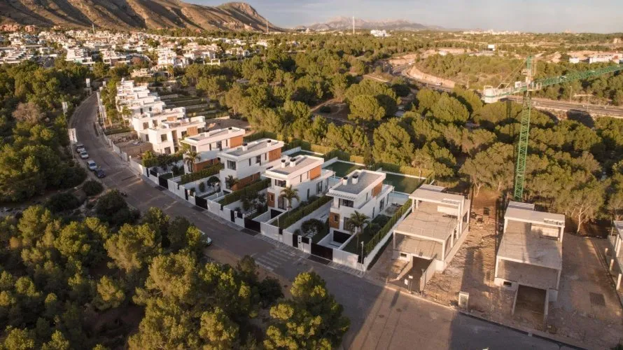 Villa de 3 dormitorios en Finestrat, Spain No. 446 № 2