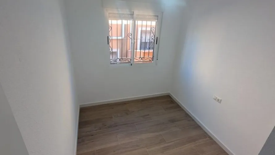 Apartamento de 95m² en La Florida, Spain No. 1162 № 7