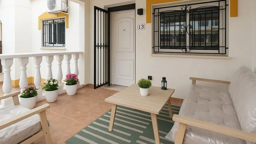Ático de 2 dormitorios en La Florida, Spain No. 1372 № 1