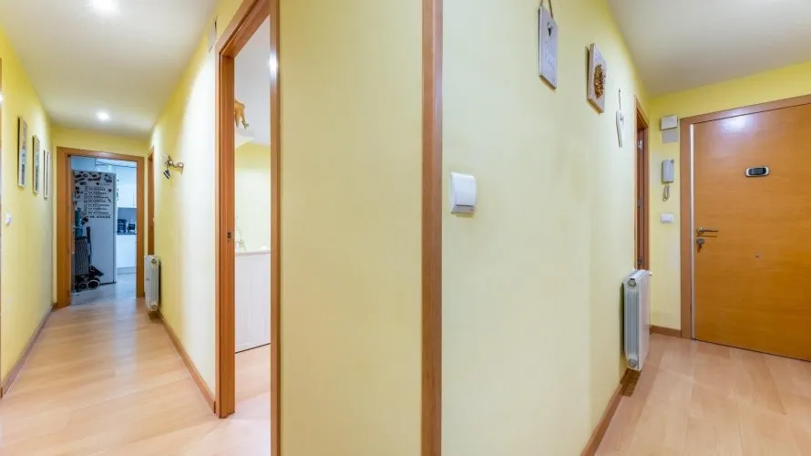 Apartamento de 3 dormitorios en Alicante, Spain No. 938 № 10