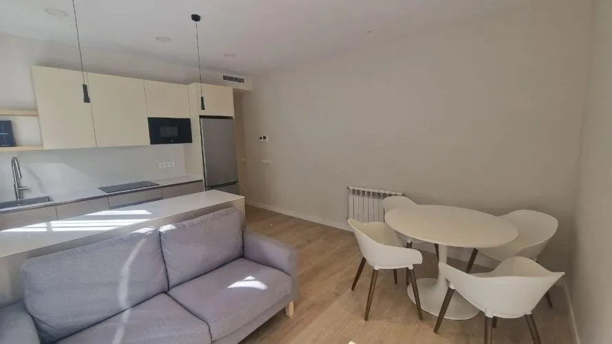 Apartamento de 1 dormitorio en Madrid, Spain No. 1406 № 1