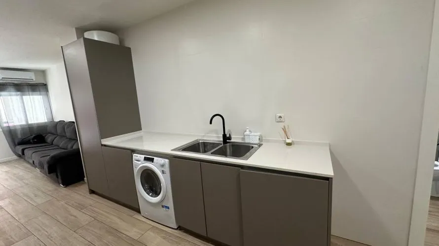 Apartamento de 2 dormitorios en Alicante, Spain No. 1092