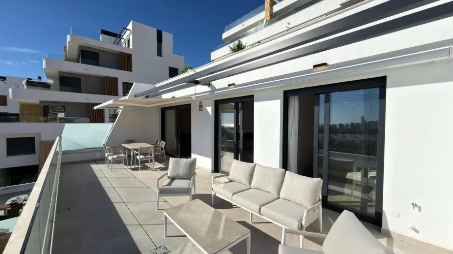 Apartamento de 2 dormitorios en Finestrat, Spain No. 992 № 2