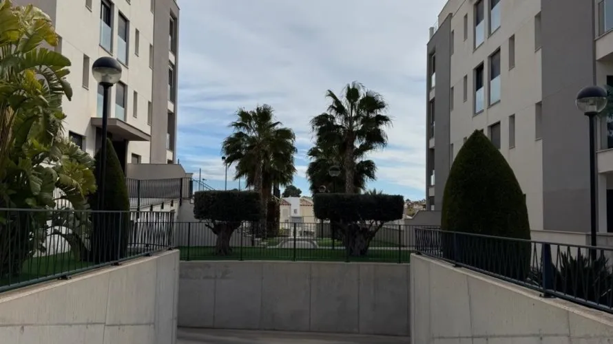 Apartamento de 2 dormitorios en Campoamor, Spain No. 1197 № 3
