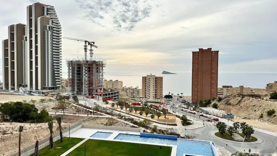 Apartamento de 2 dormitorios en Benidorm, Spain No. 525 № 14