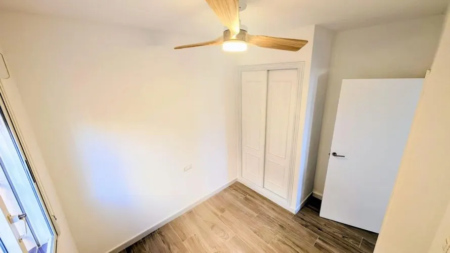 Apartamento de 95m² en La Florida, Spain No. 1162 № 4
