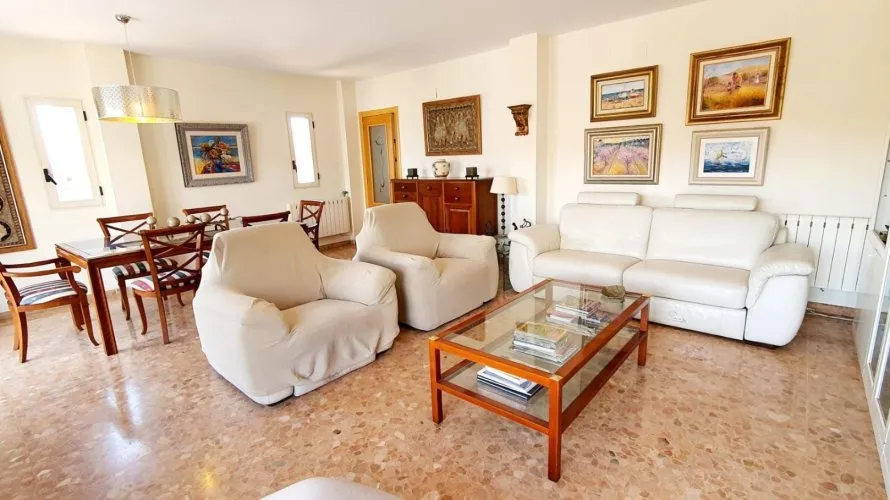 Apartamento de 4 dormitorios en L'Alfàs del Pi, Spain No. 1023 № 3