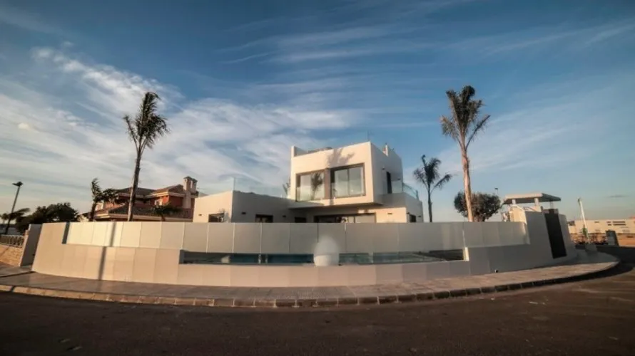 Villa de 157m² en La Zenia, Spain No. 251 № 24