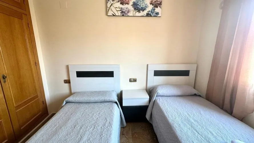 Apartamento de 4 dormitorios en Torrevieja, Spain No. 765 № 15