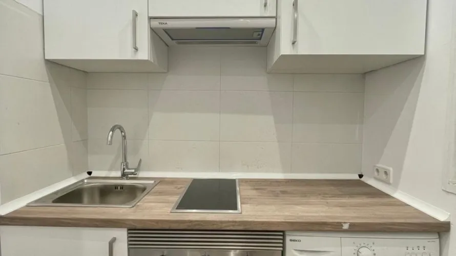 Apartamento de 42m² en Madrid, Spain No. 913 № 16