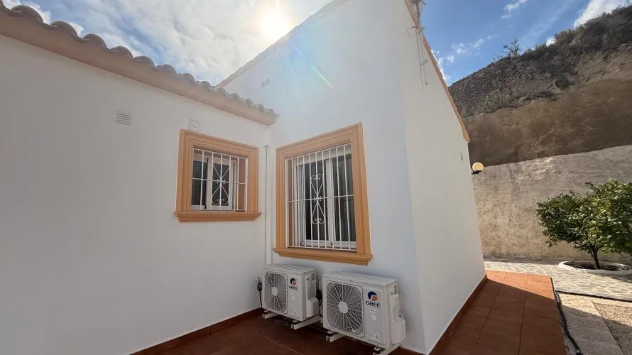 Villa de 384m² en Calpe, Spain No. 153 № 19