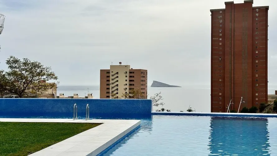 Apartamento de 2 dormitorios en Benidorm, Spain No. 525 № 26