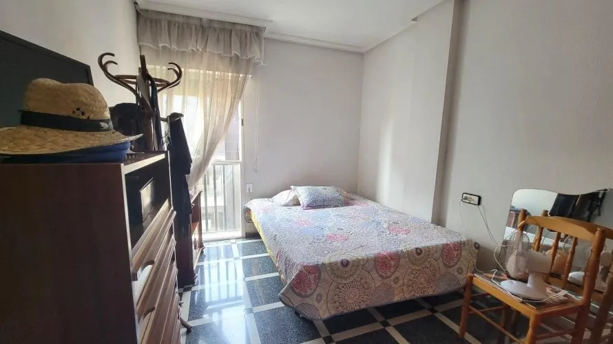 Apartamento de 1 dormitorio en Torrevieja, Spain No. 1040 № 17
