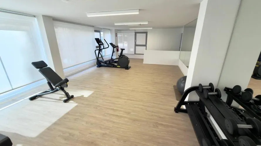 Apartamento de 3 dormitorios en Alicante, Spain No. 1129