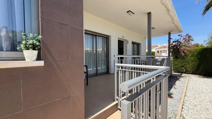 Villa de 4 dormitorios en Ciudad Quesada, Spain No. 1101 № 18