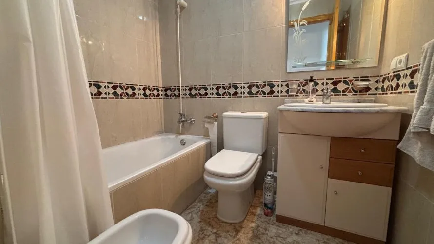 Apartamento de 1 dormitorio en Torrevieja, Spain No. 233 № 22