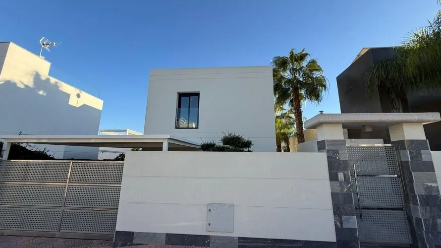 Villa de 3 dormitorios en Ciudad Quesada, Spain No. 901 № 28