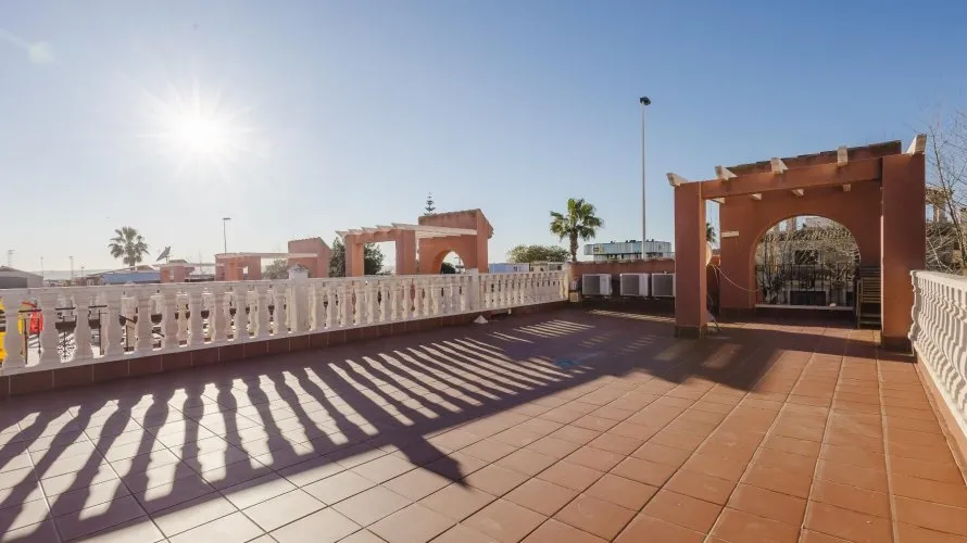 Apartamento de 79m² en Torrevieja, Spain No. 998 № 23