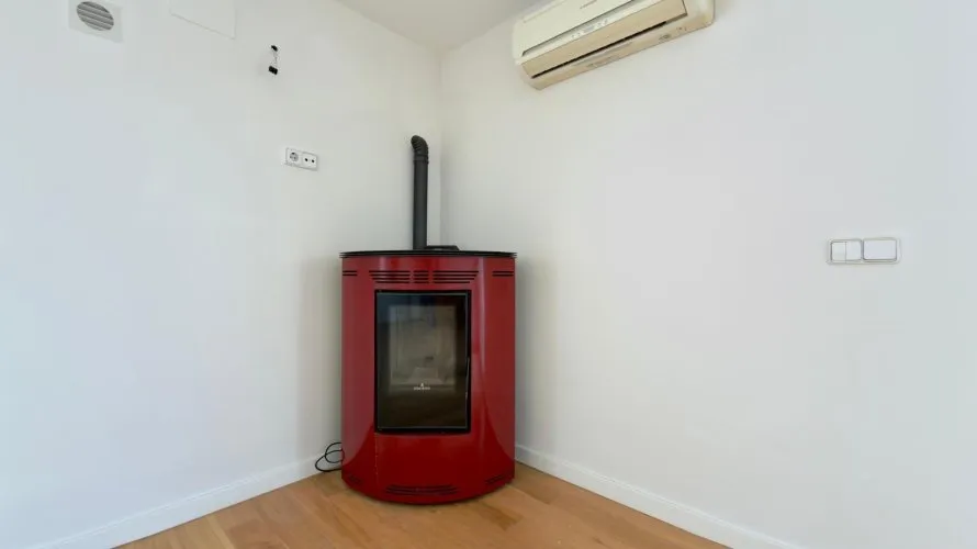 Сasa de 4 dormitorios en Albir, Spain No. 1165 № 1