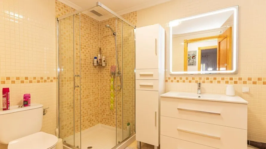 Apartamento de 1 dormitorio en Alicante, Spain No. 1120 № 20
