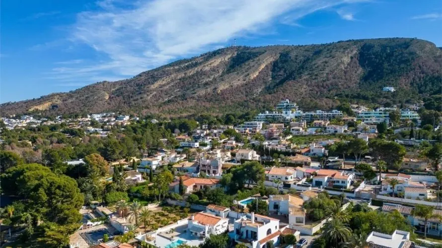 Villa de 4 dormitorios en L'Alfàs del Pi, Spain No. 800 № 8