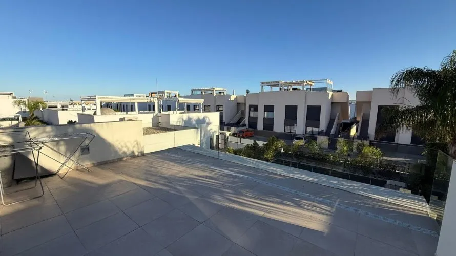 Villa de 3 dormitorios en Ciudad Quesada, Spain No. 901 № 12