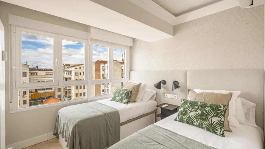 Apartamento de 2 dormitorios en Madrid, Spain No. 681 № 14
