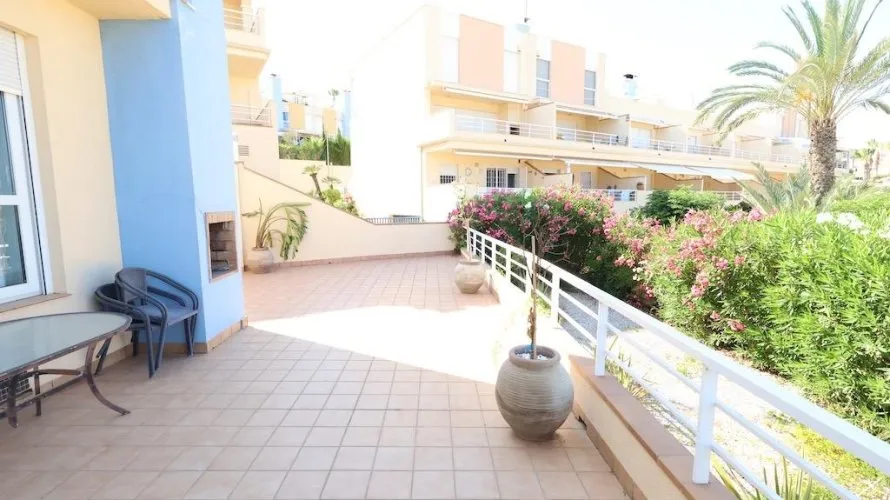Сasa de 3 dormitorios en Cabo Roig, Spain No. 1410 № 16