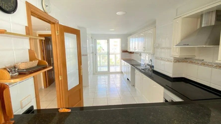 Apartamento de 168m² en Calpe, Spain No. 915 № 9