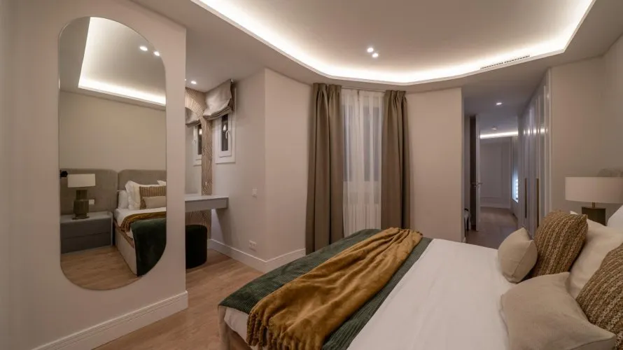 Apartamento de 2 dormitorios en Madrid, Spain No. 823 № 17