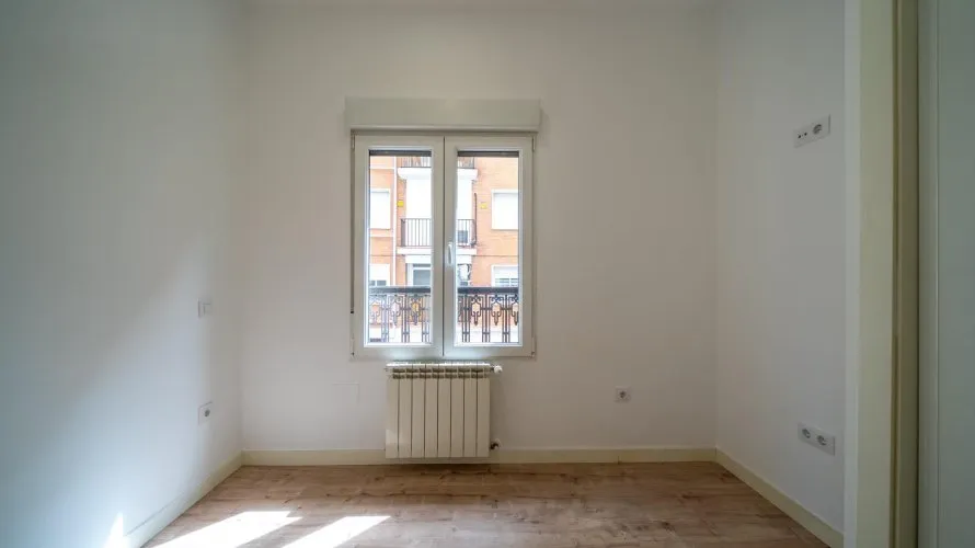 Apartamento de 2 dormitorios en Madrid, Spain No. 1087 № 8