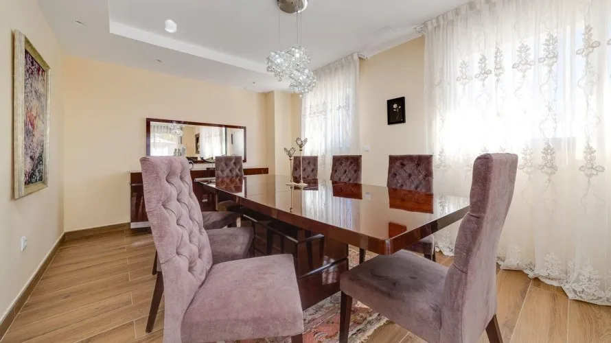 Villa de 461m² en Torrevieja, Spain No. 965 № 20