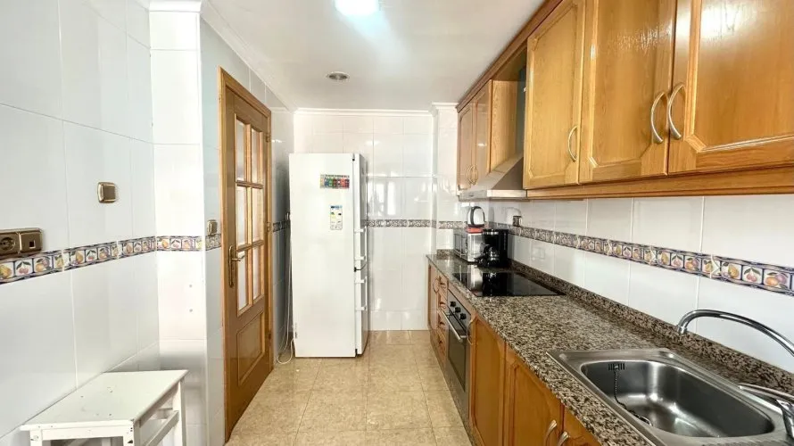 Apartamento de 4 dormitorios en Torrevieja, Spain No. 765 № 8
