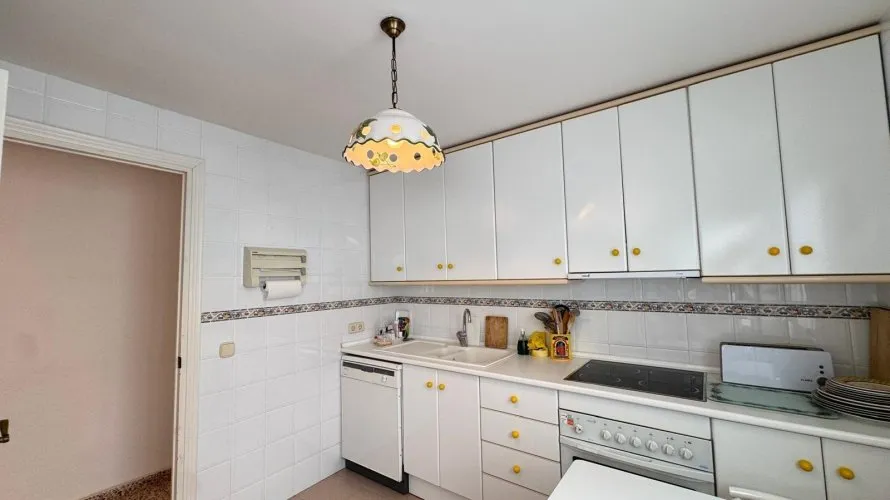 Apartamento de 3 dormitorios en Torrevieja, Spain No. 1323 № 28