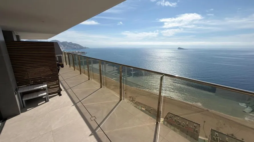 Ático de 3 dormitorios en Benidorm, Spain No. 1041 № 12