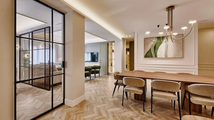 Apartamento de 3 dormitorios en Madrid, Spain No. 697 № 1
